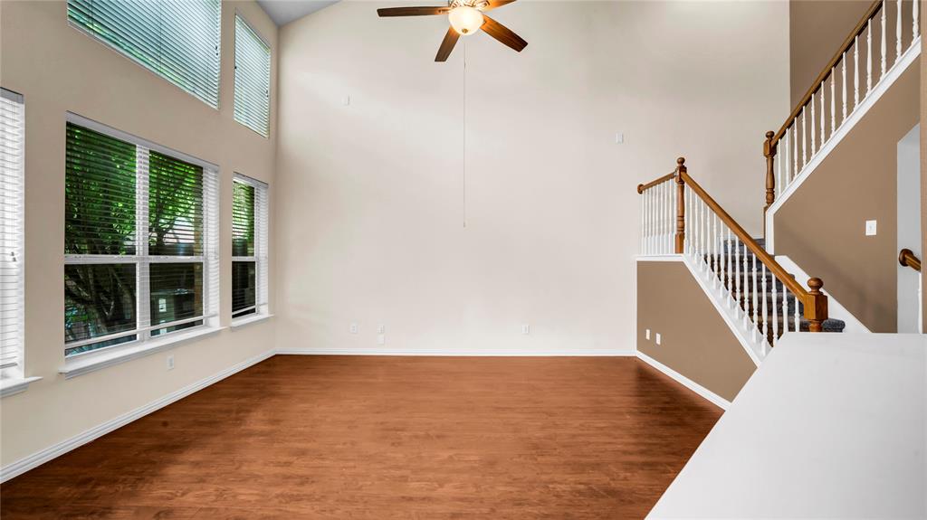 908 Englewood Lane