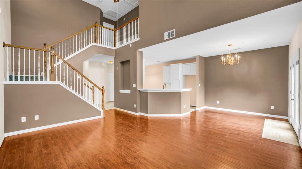 908 Englewood Lane