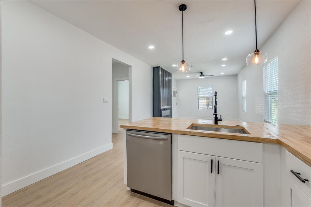 Reaves Place - Residential