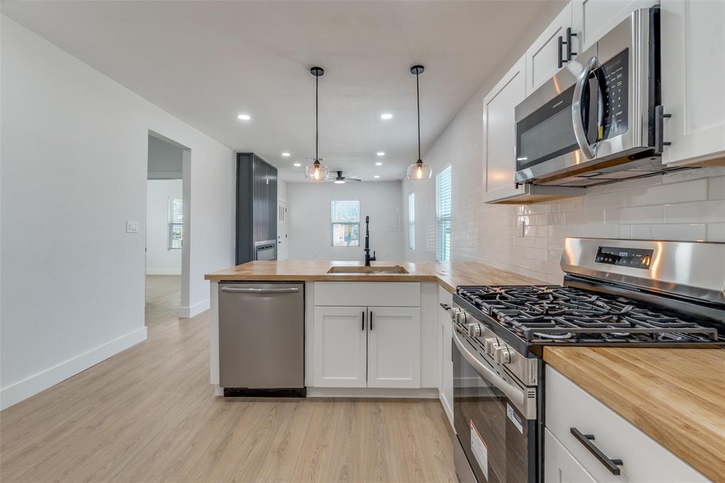 Reaves Place - Residential