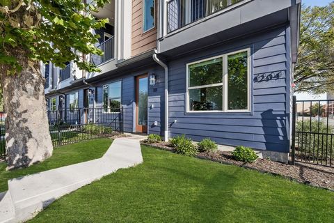 4204 San Jacinto Street 101 Dallas TX 75204
