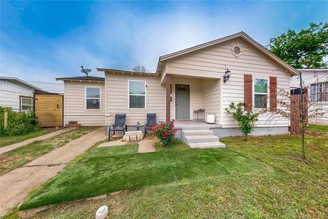 1205 E Harvey Avenue Fort Worth TX 76104