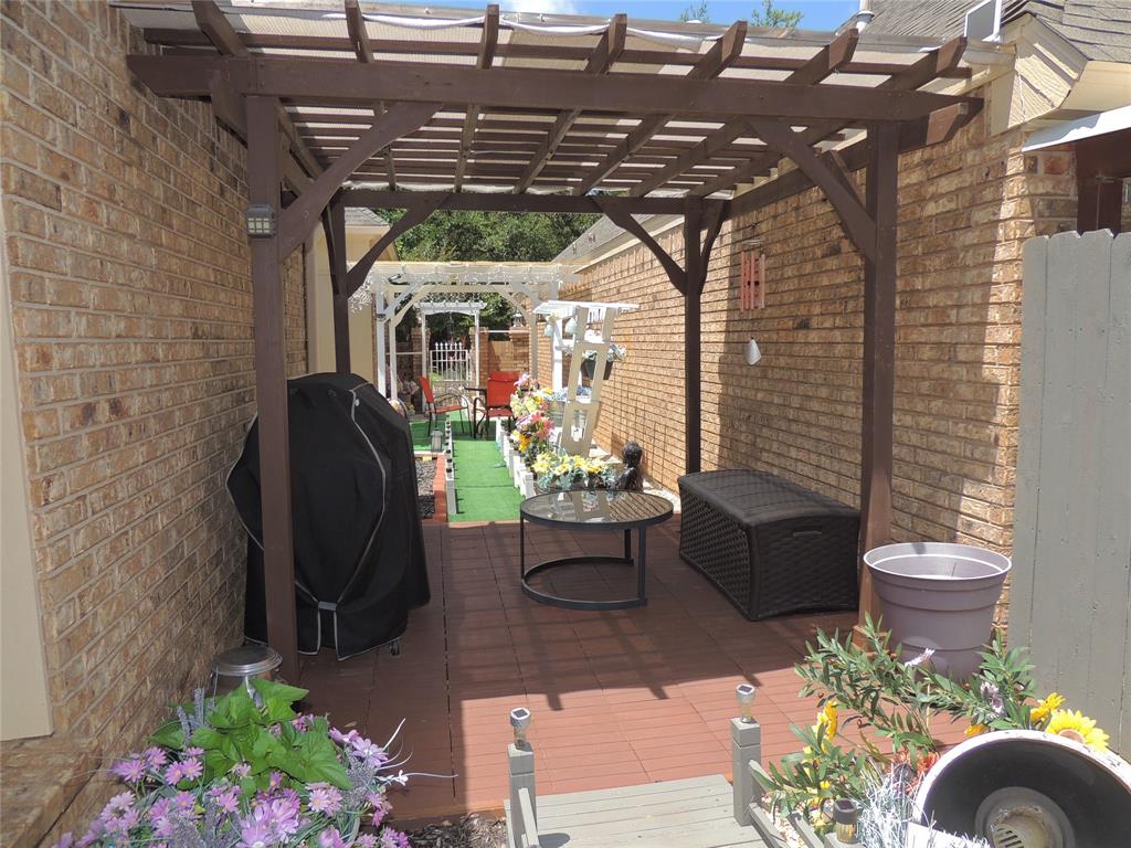 Champions - Residential