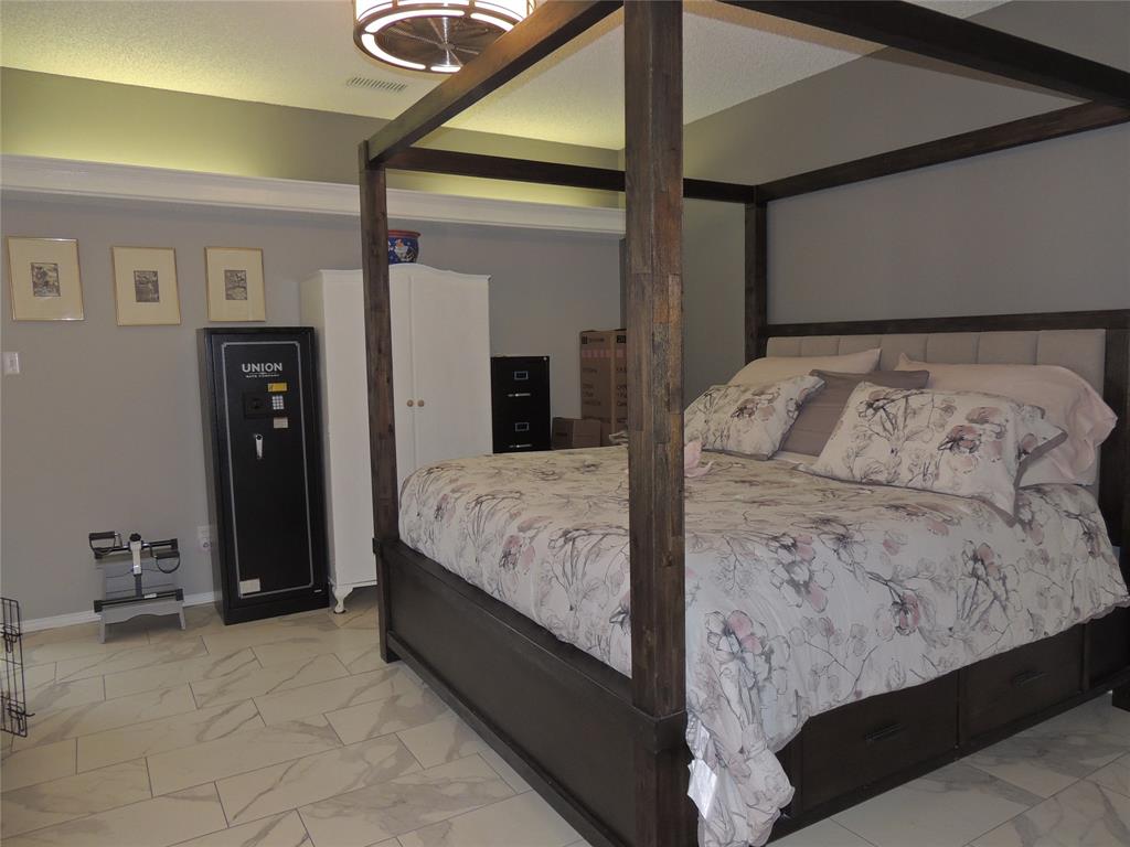 Champions - Residential