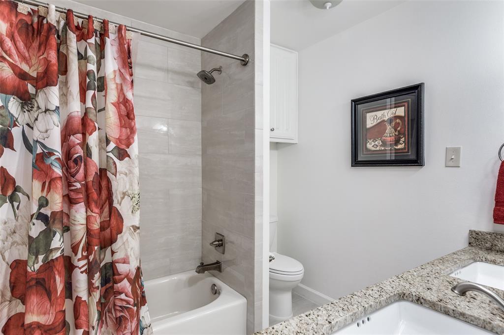 Mc Kamy Oaks Add - Residential