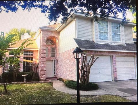 Photo of 2229 Chasefield Drive, Plano, TX 75023 (MLS # 21330197)