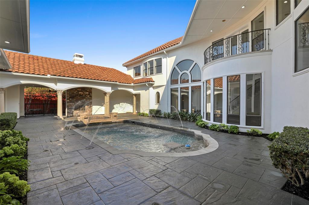 Starwood Ph Four Village 15 - Residential