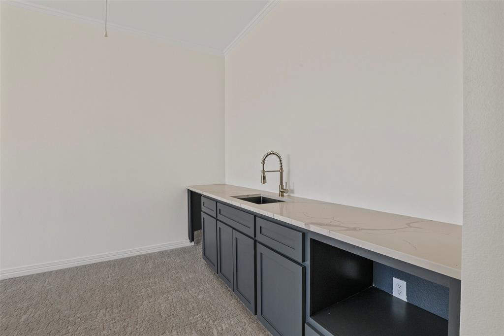 Starwood Ph Four Village 15 - Residential