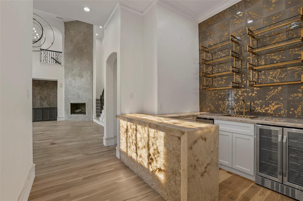 Starwood Ph Four Village 15 - Residential