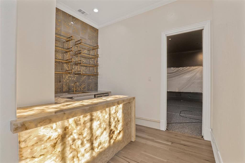 Starwood Ph Four Village 15 - Residential