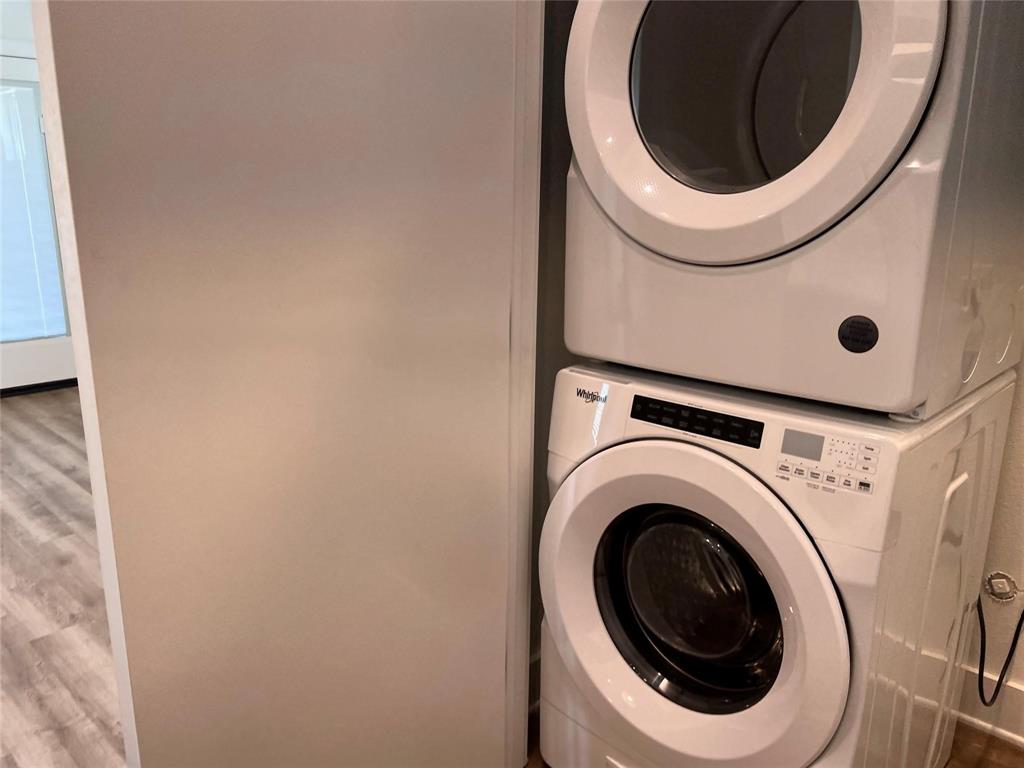 Crescent Crk Villas - Residential Lease