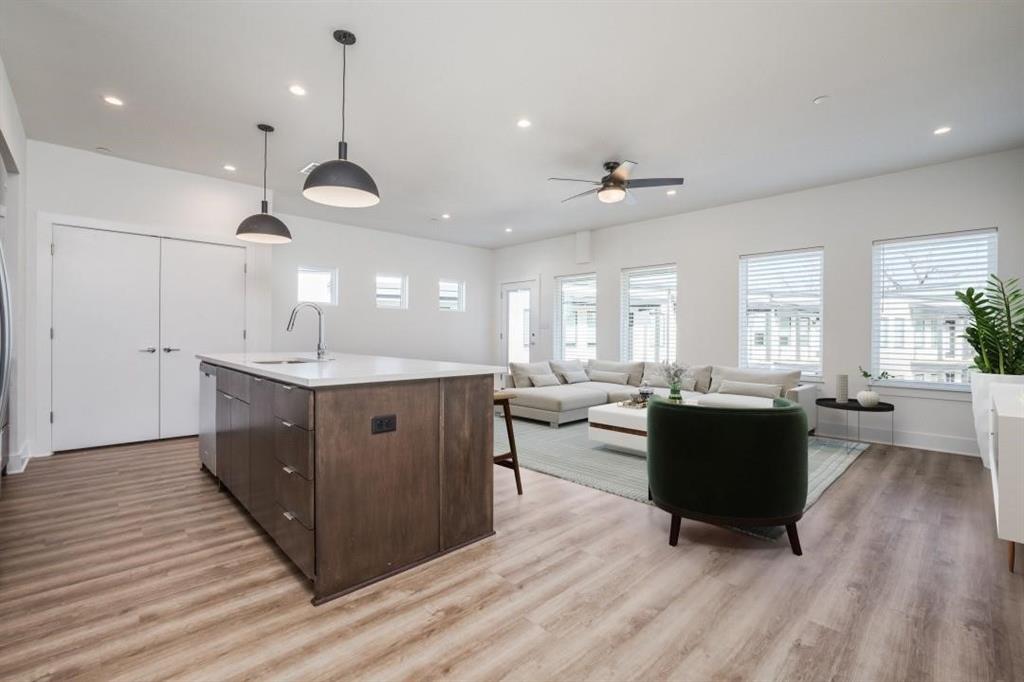 Crescent Crk Villas - Residential Lease