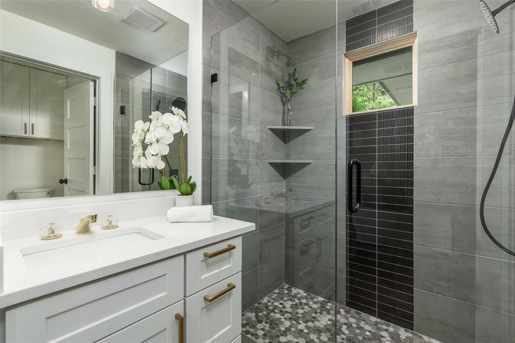 Roberts 1st Add - Residential