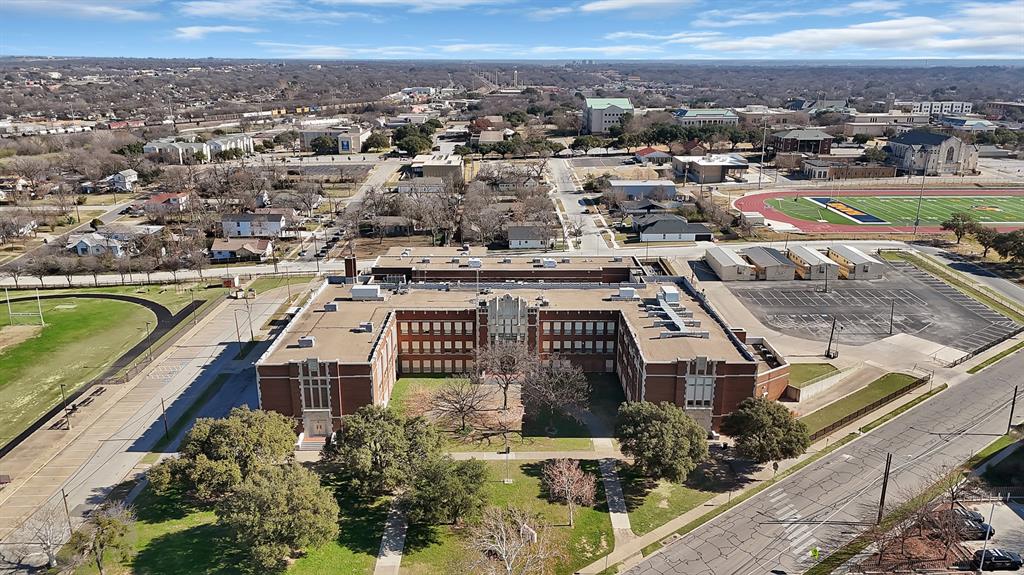 Polytechnic - Residential