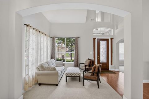 Photo of 5645 Saint Thomas Drive, Plano, TX 75094 (MLS # 21254320)
