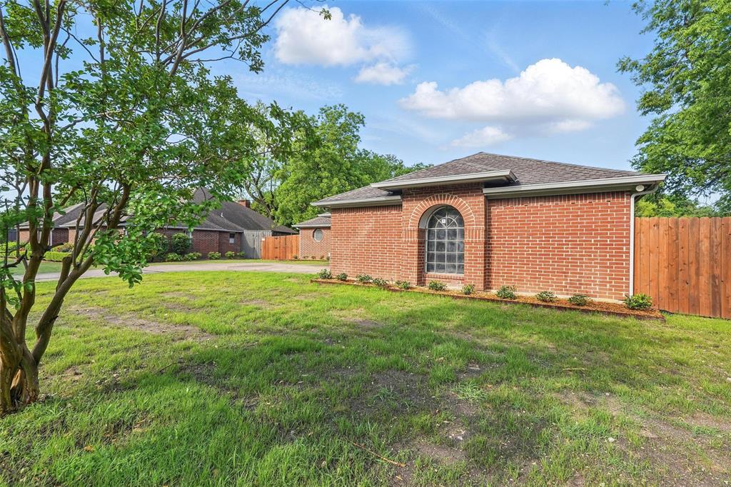 829 Hunters Creek Drive