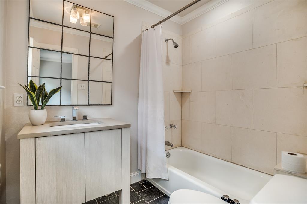 Preston Place 02 Instl - Residential