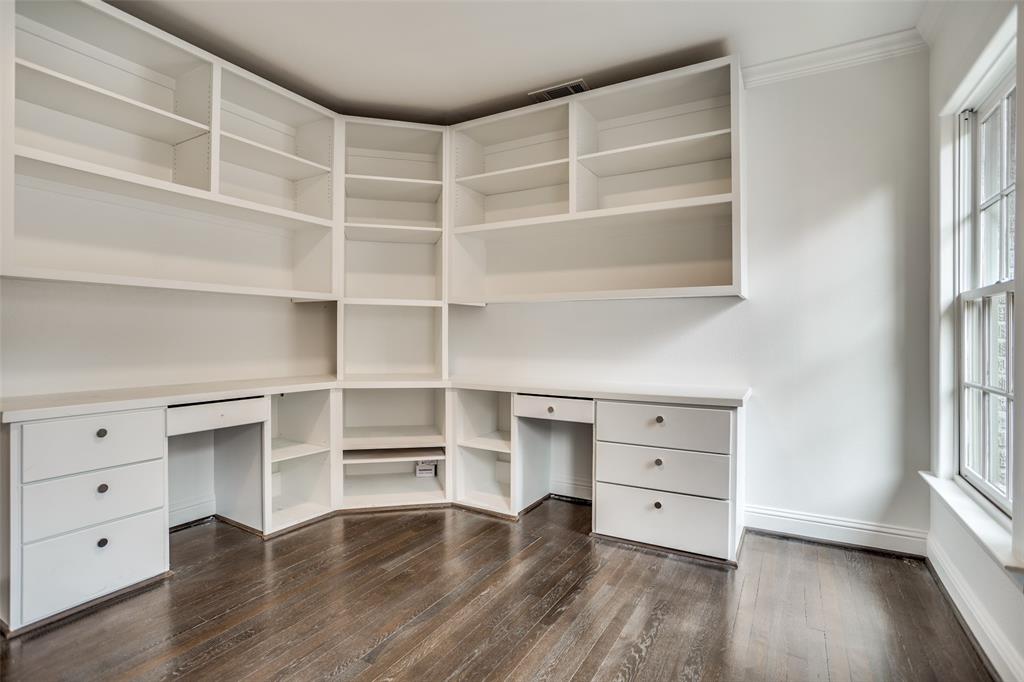 Preston Place 02 Instl - Residential