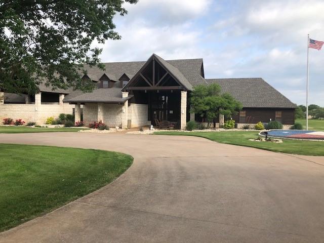 404 Heartwood Circle
