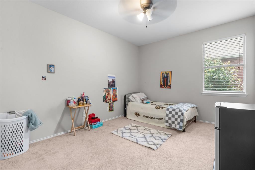 8414 Seafield Lane