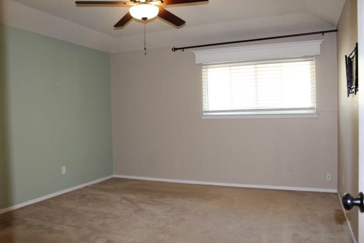 5916 Sea Breeze Lane