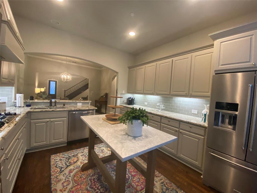 The Shops At Prestonwood Ph 1 - Residential Lease