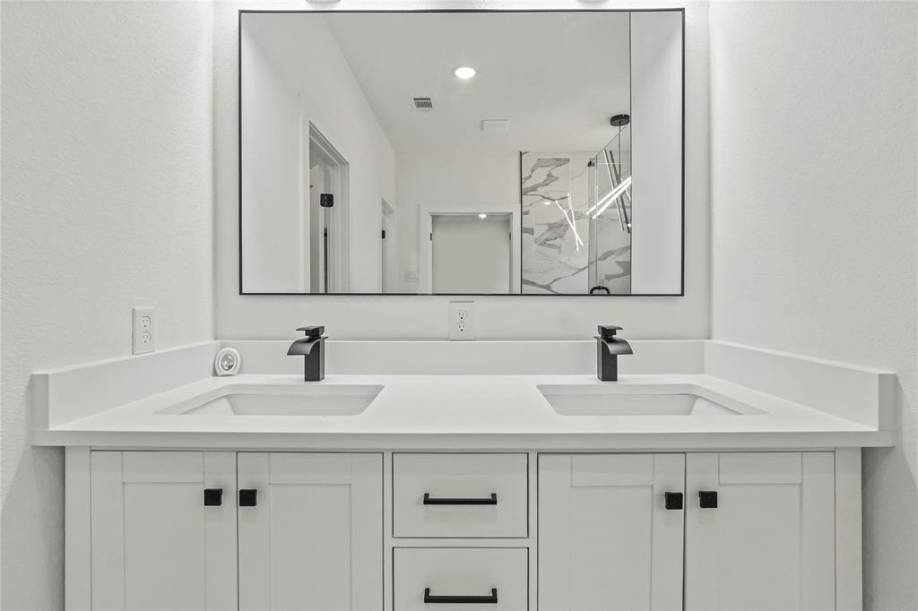 Brown Harris - Residential