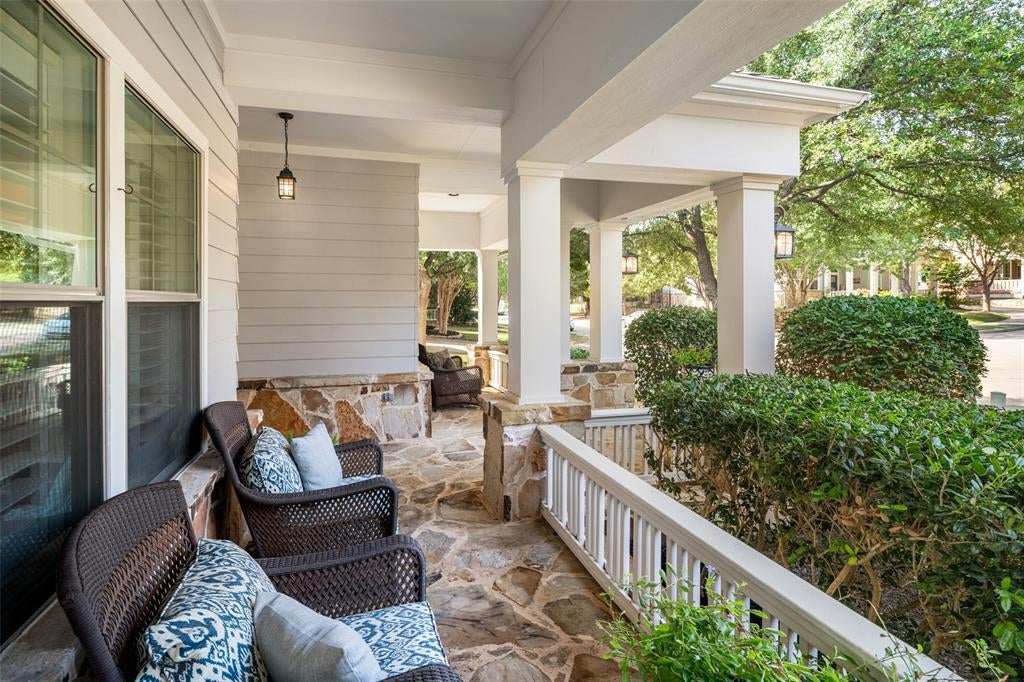 513 Mefford Lane