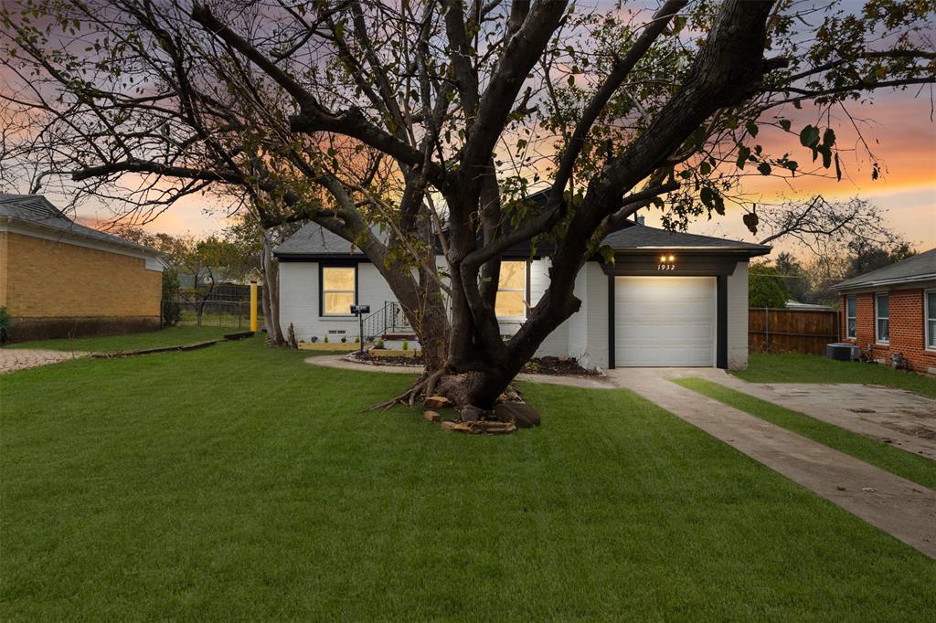 1932 Devonshire Drive