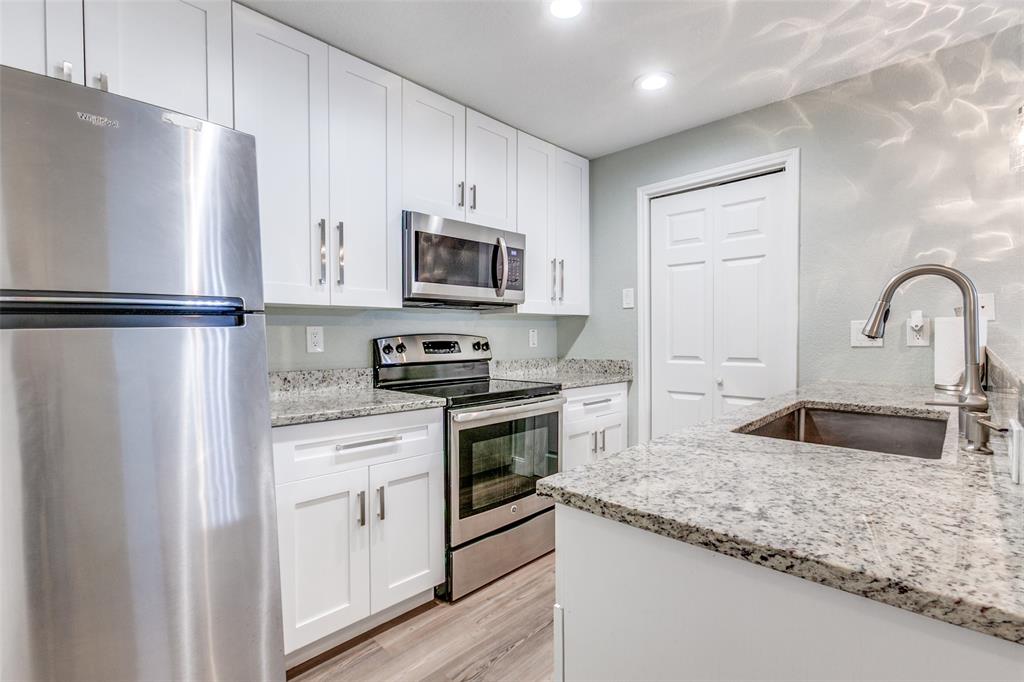 Williamsburg Condo Ph 02 - Residential