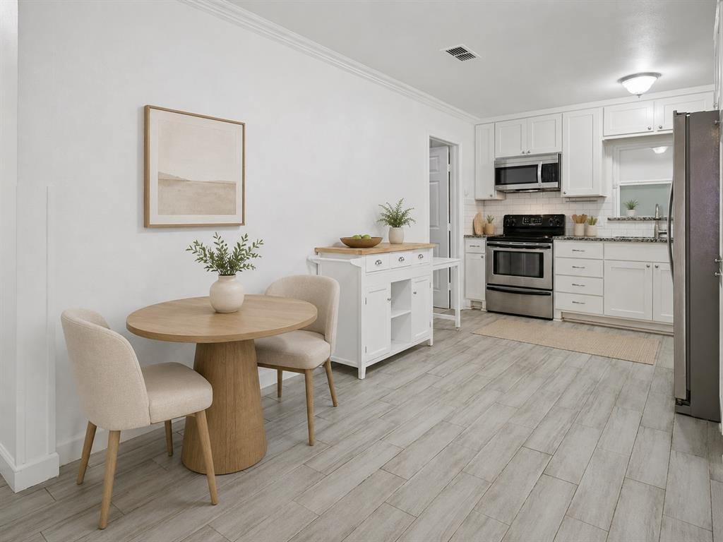 5409 Queens Court