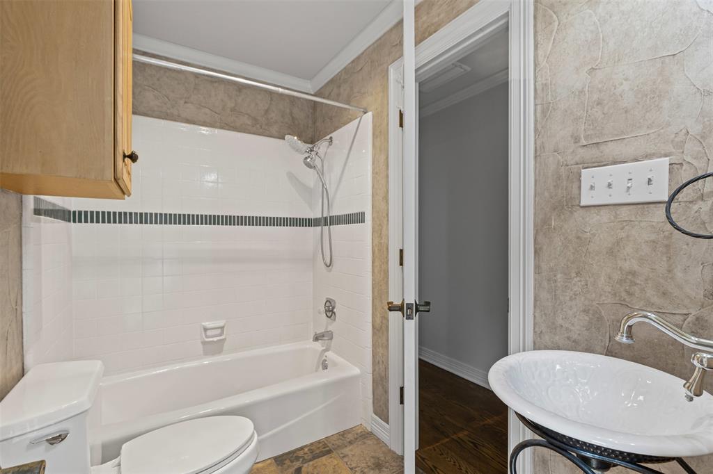 Burleson, Texas 76028, United States, 4 Bedrooms Bedrooms, ,3 BathroomsBathrooms,Residential,Active,136301