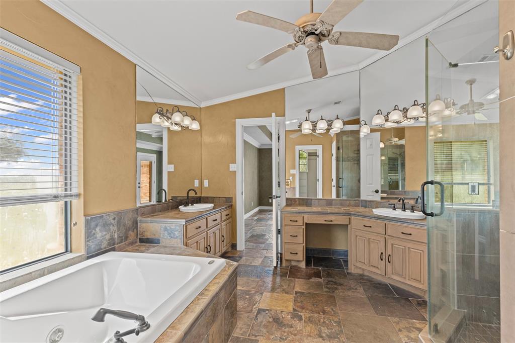 Burleson, Texas 76028, United States, 4 Bedrooms Bedrooms, ,3 BathroomsBathrooms,Residential,Active,136301