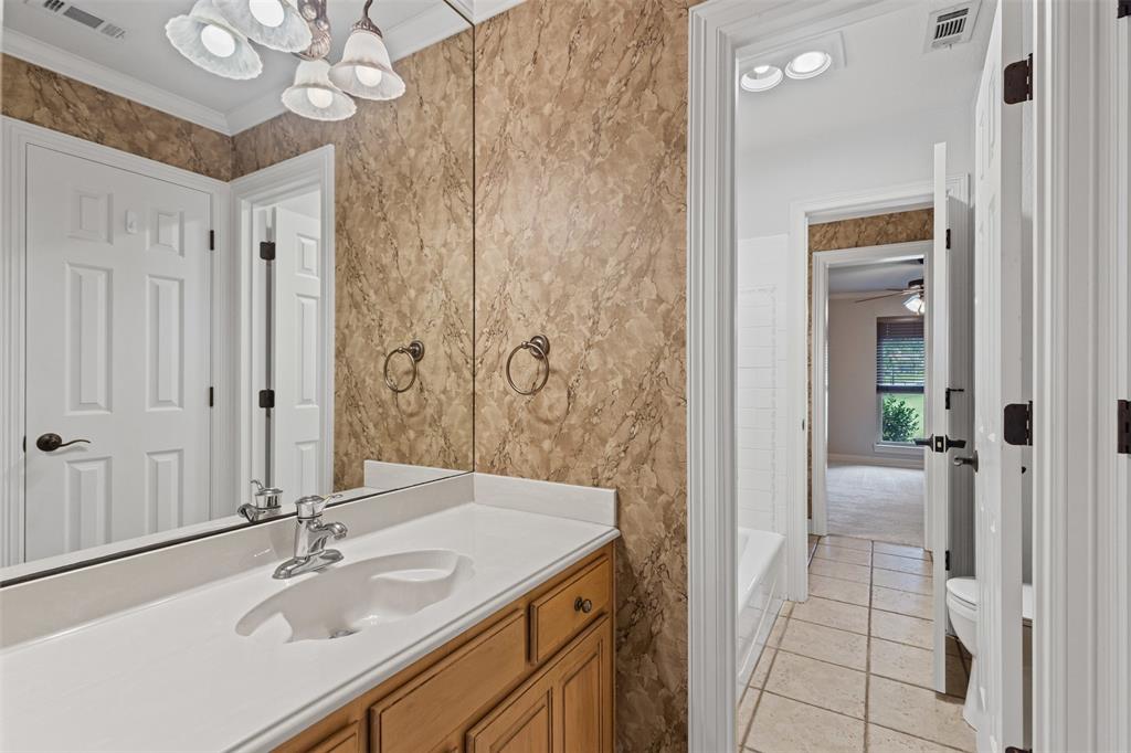 Burleson, Texas 76028, United States, 4 Bedrooms Bedrooms, ,3 BathroomsBathrooms,Residential,Active,136301