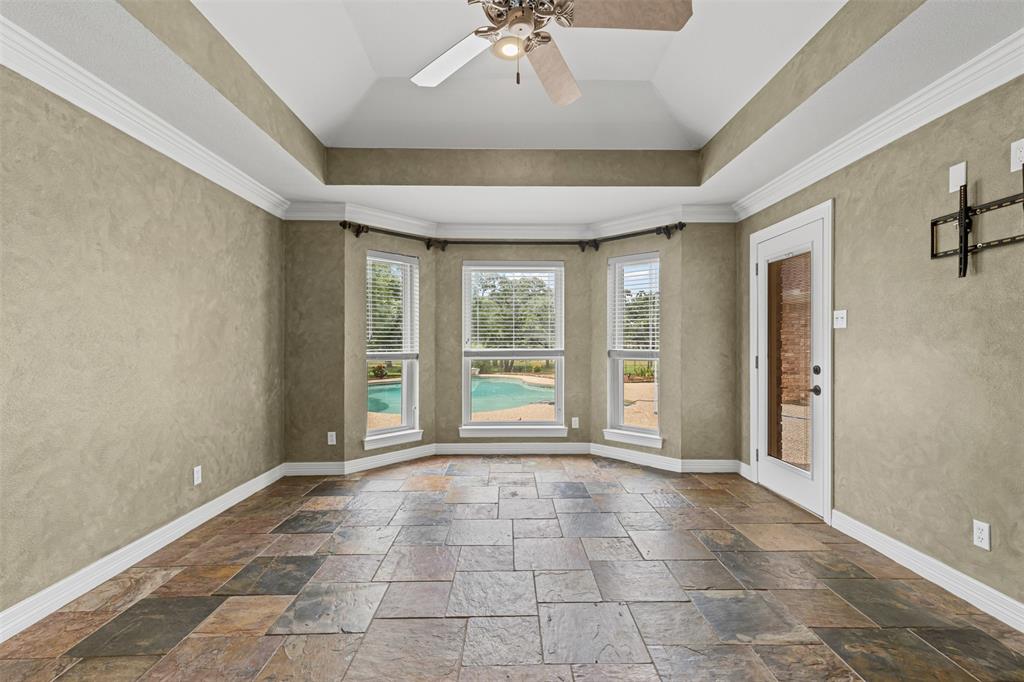 Burleson, Texas 76028, United States, 4 Bedrooms Bedrooms, ,3 BathroomsBathrooms,Residential,Active,136301