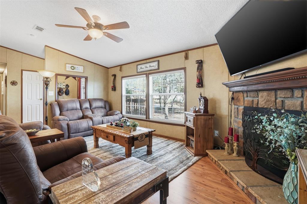 Oak Meadows III - Residential