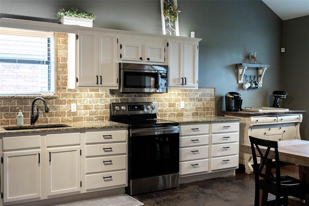 Country Club Village Add - Residential