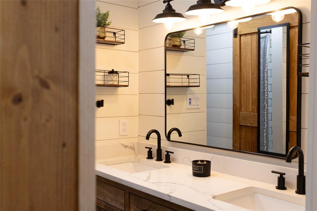 Country Club Village Add - Residential