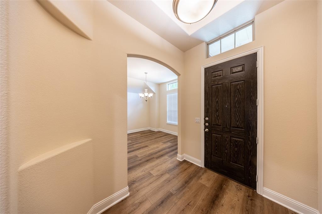 5725 Demi Sec Drive