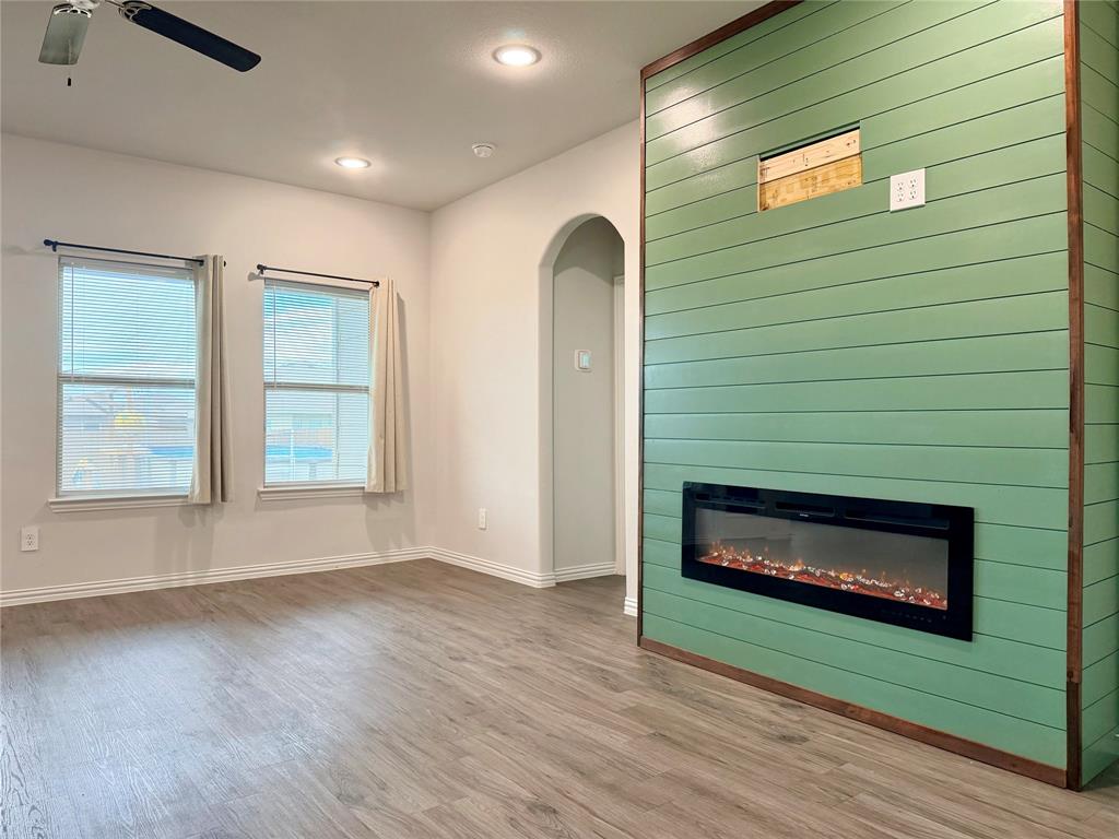 SPRING CREEK ESTATES - Residential