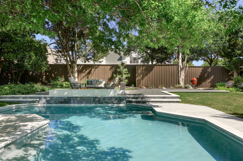 6739 Northport Drive