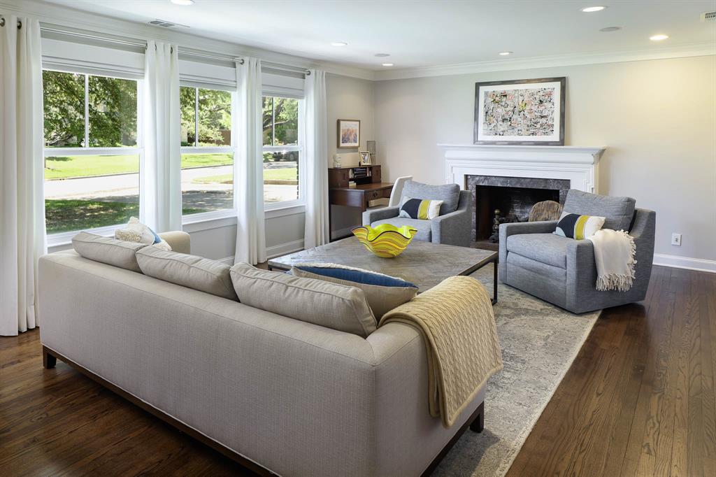 6739 Northport Drive