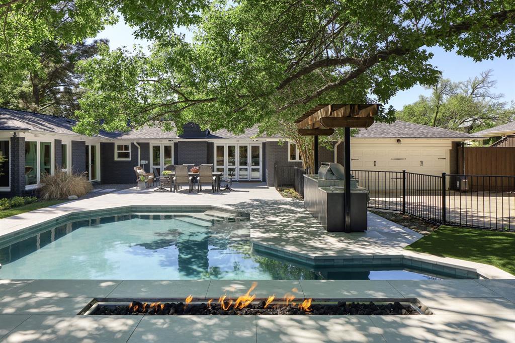 Waggoner Place - Residential