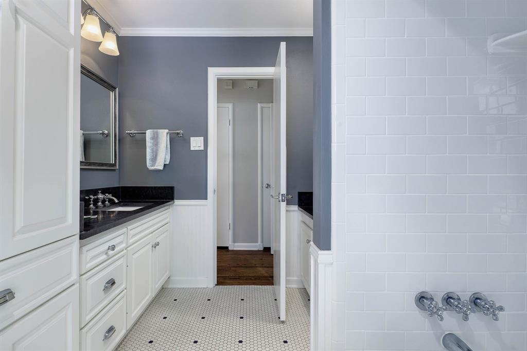 Waggoner Place - Residential