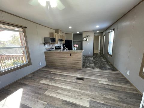 Photo of 3830 Florence Road, Ponder, TX 76259 (MLS # 21120046)