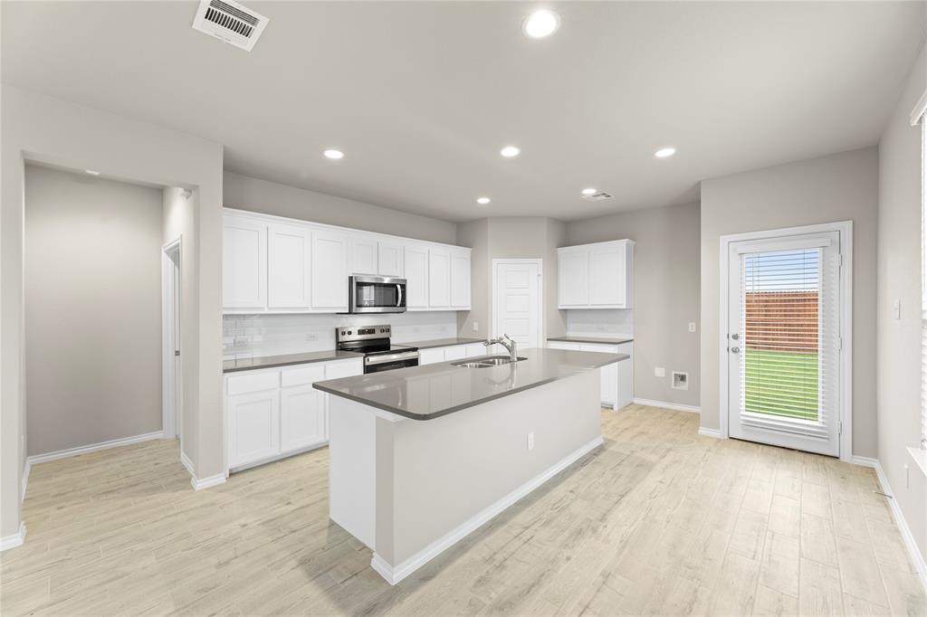 Creekside Ranch - Residential