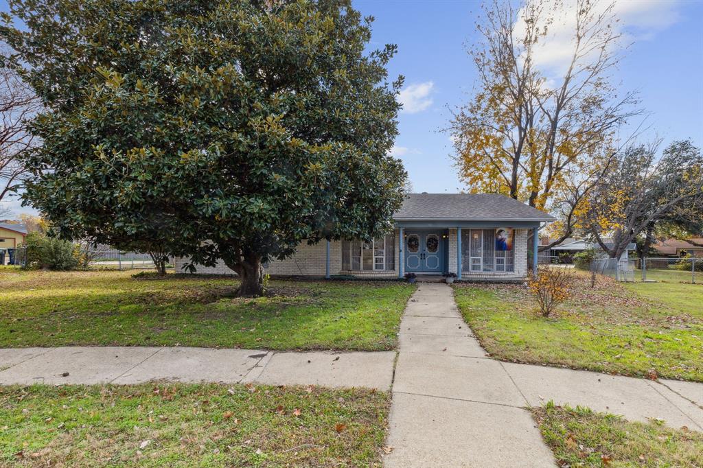 Colonial Acres - Residential