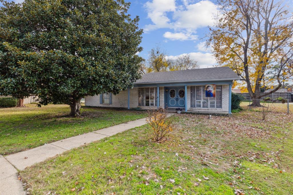 Colonial Acres - Residential