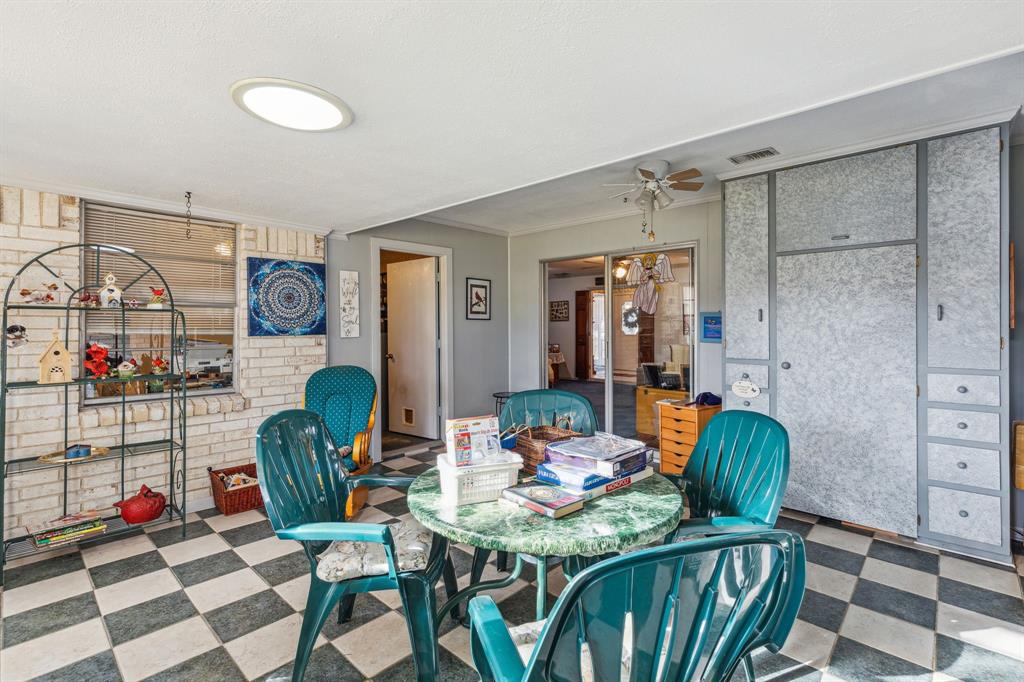 Colonial Acres - Residential