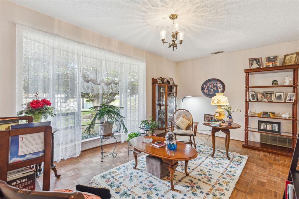 Colonial Acres - Residential